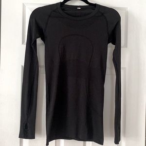 Lululemon Swiftly Tech Long Sleeve- Black